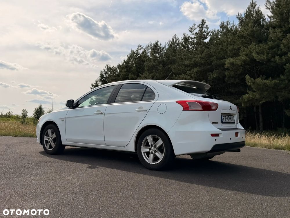 Mitsubishi Lancer 1.5 - 3