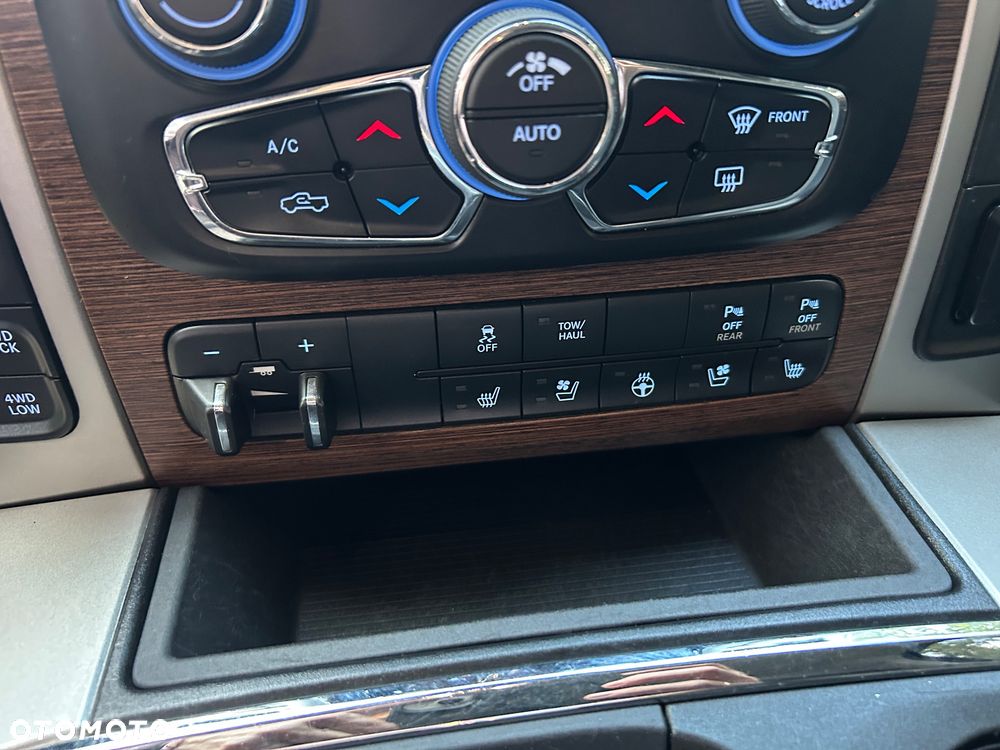 Dodge RAM - 15