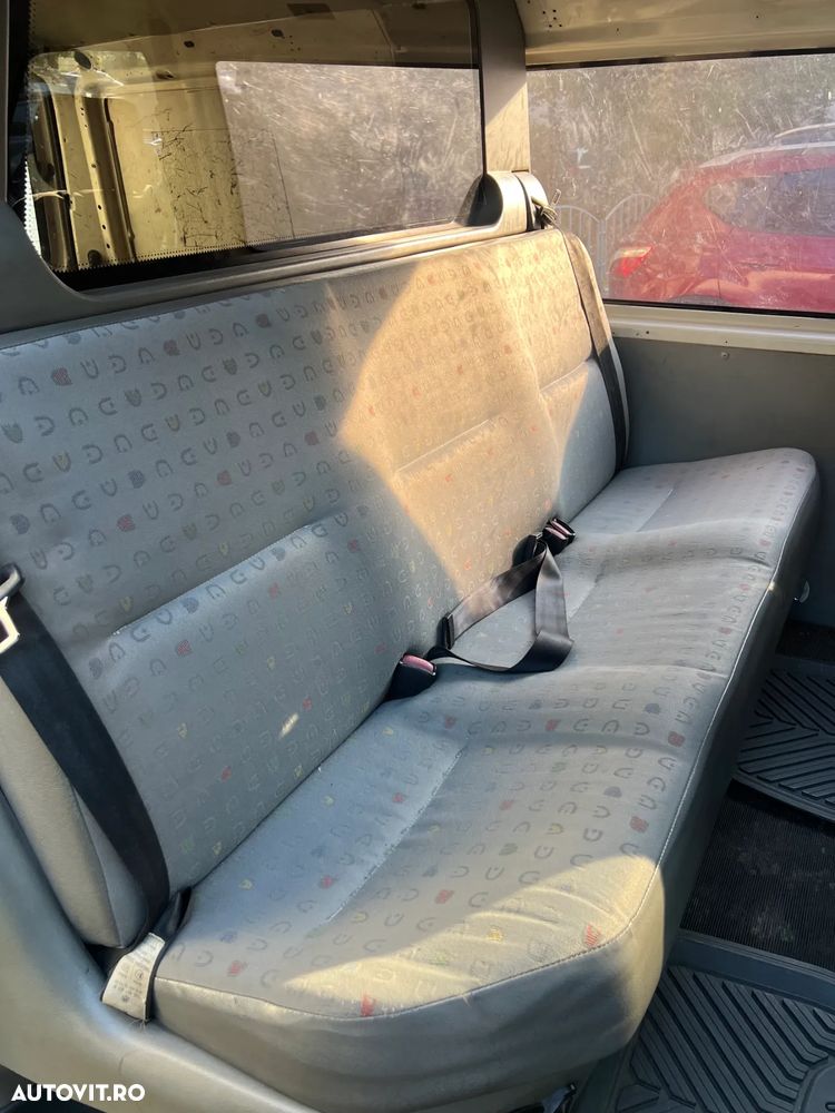 Volkswagen TRANSPORTER - 10