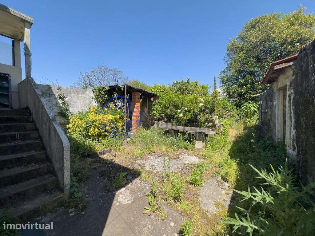Moradia para remodelar em pleno Monte dos Burgos - Grande imagem: 5/10