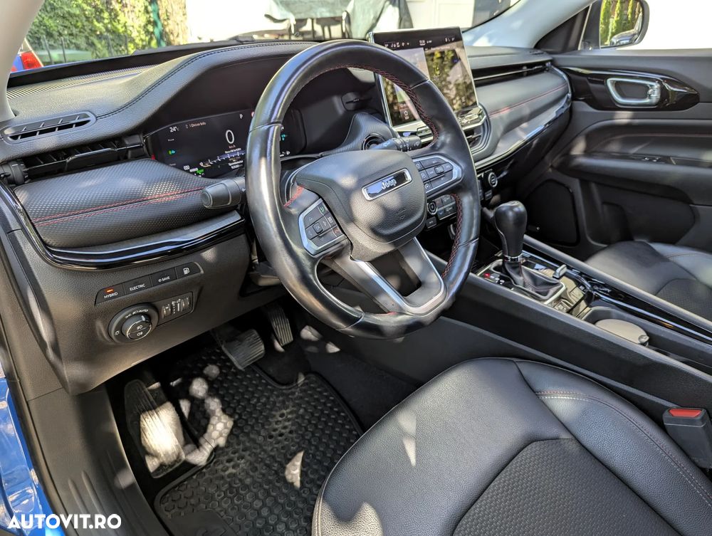 Jeep Compass 1.3T 4xe AT6 PHEV Trailhawk - 13