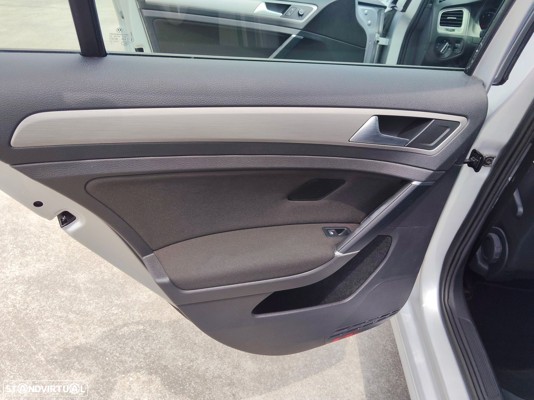 VW Golf 1.0 TSI Confortline - 24