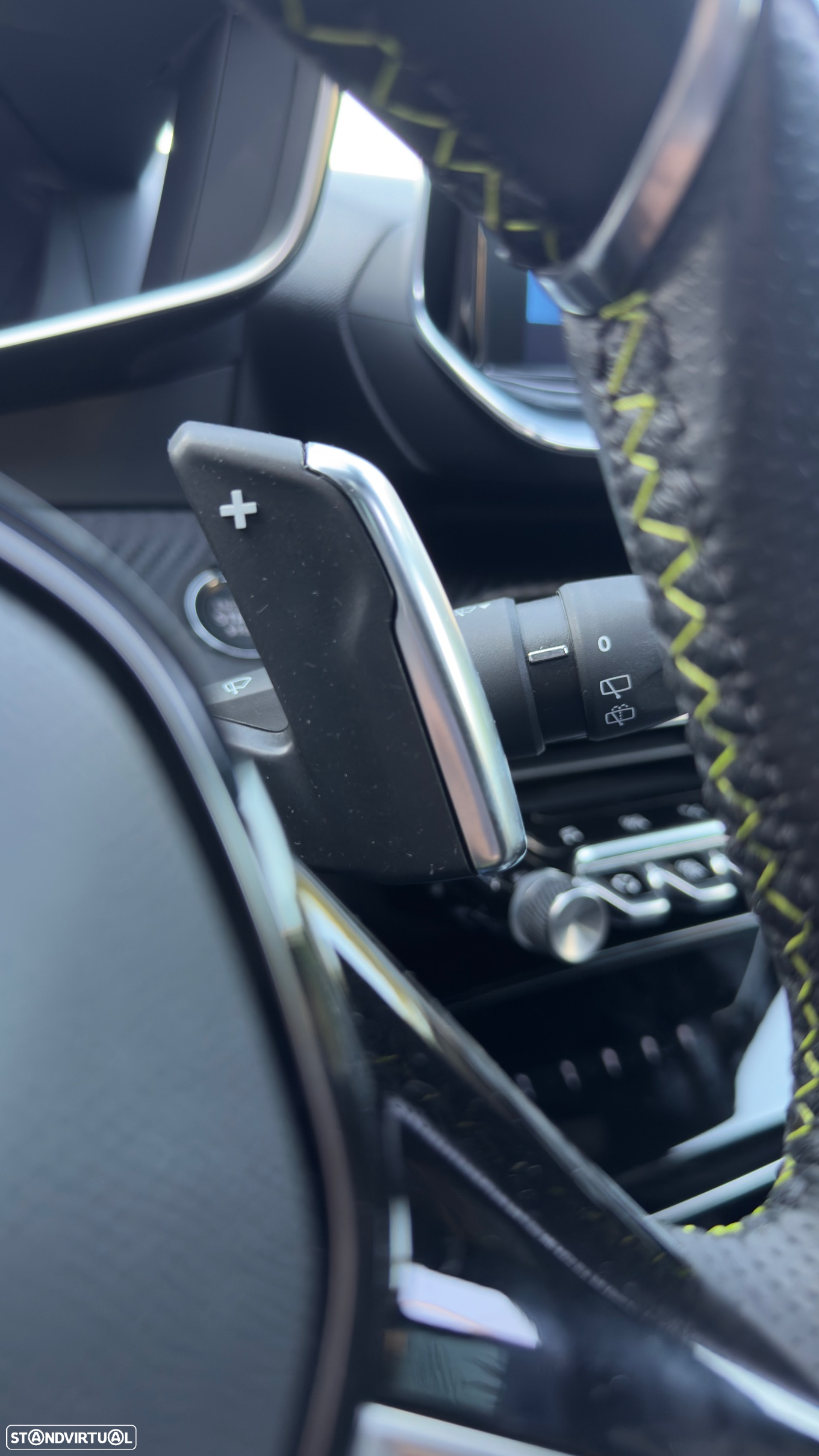 Peugeot 2008 1.2 PureTech GT Line EAT8 - 21