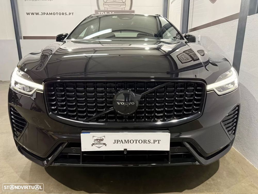 Volvo XC 60 2.0 T6 PHEV Black Edition - 4