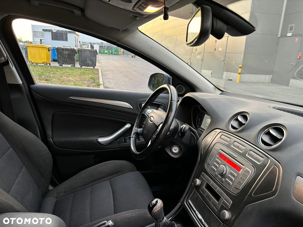 Ford Mondeo 2.0 Titanium - 11