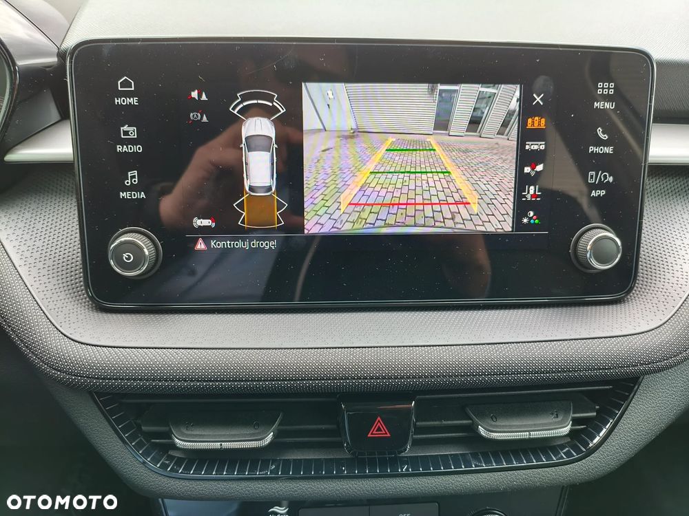 Skoda Fabia 1.0 TSI Drive DSG - 22