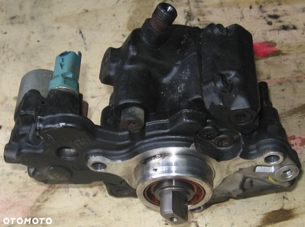 pompa wtryskowa paliwa PEUGEOT PARTNER CITROEN C5 2.0 HDI - 5