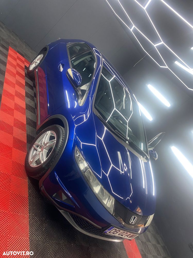 Honda Civic 1.4 i-VTEC MT Comfort - 1