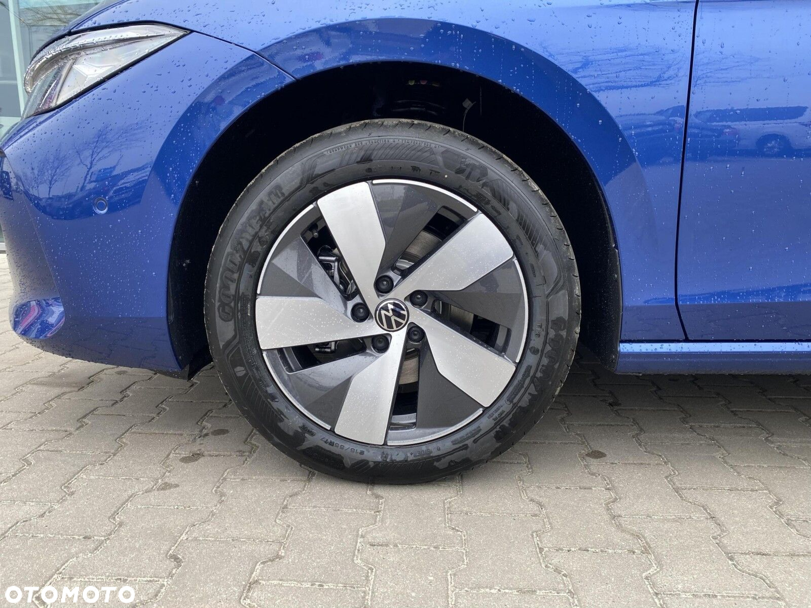 Volkswagen Passat - 12
