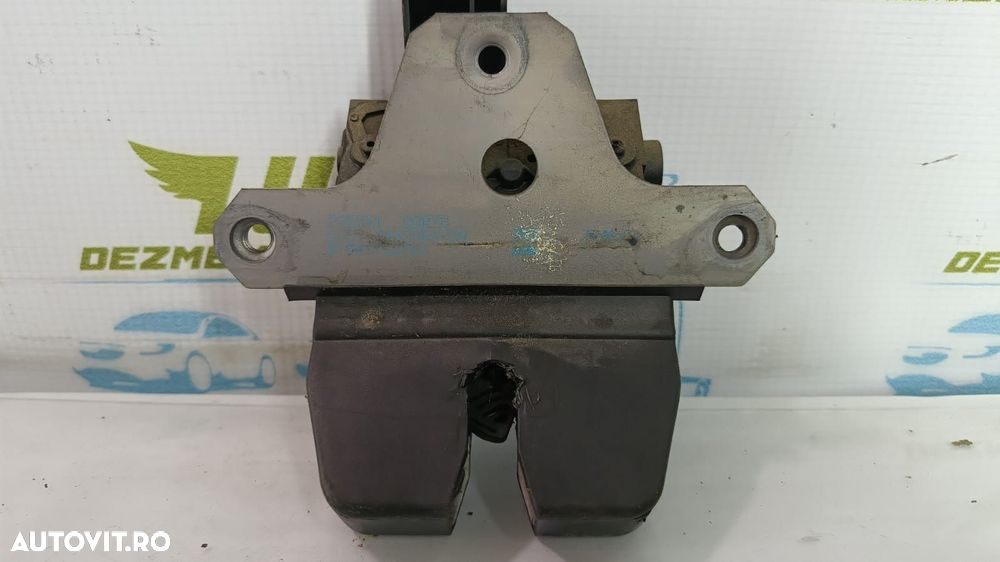 Broasca haion Ford Focus 3  [din 2011 pana  2015] - 2