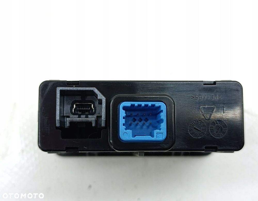 CZYTNIK KARTY USB RENAULT ESPACE V 280237081R - 2