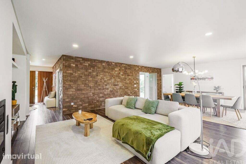 Casa / Villa T4 em Reboreda e Nogueira de 256,00 m2 - Grande imagem: 5/23