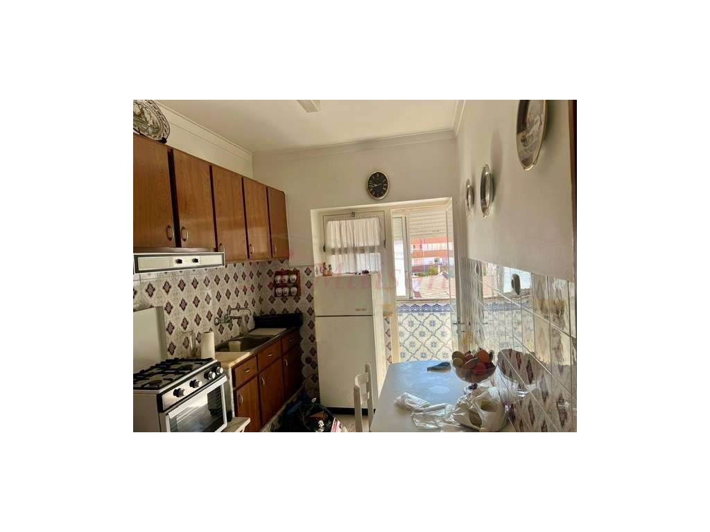 Apartamento T1 em Almada - Grande imagem: 3/19