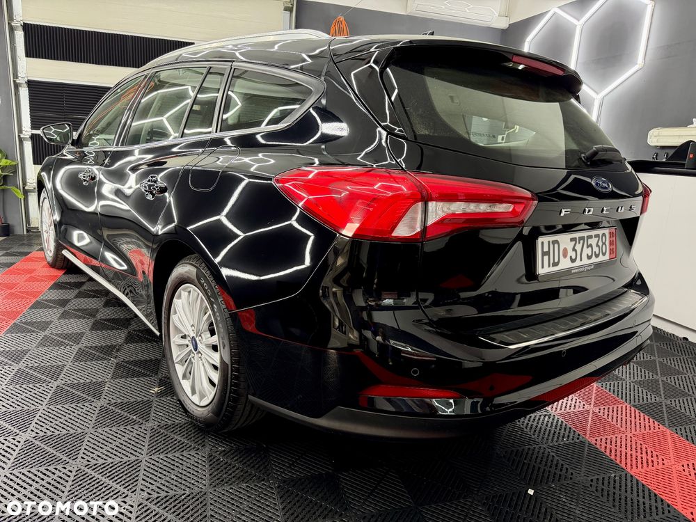 Ford Focus 1.5 EcoBlue STart-Stopp-System TITANIUM - 29
