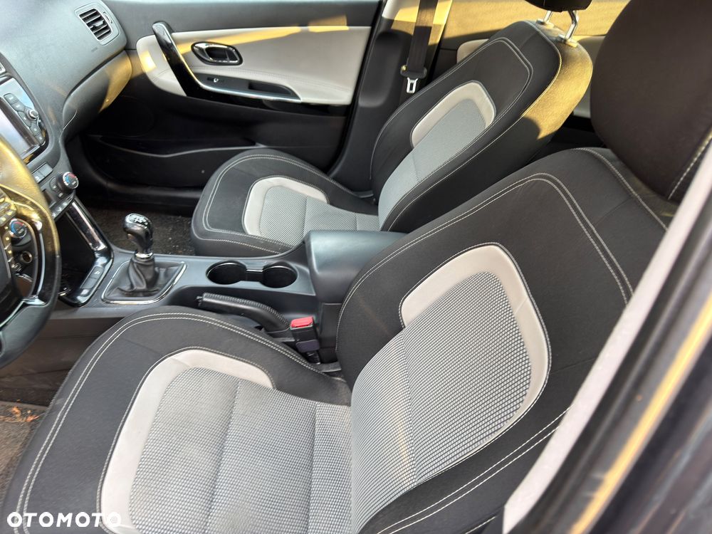 Kia Ceed 1.4 CVVT UEFA EURO 2016 - 9