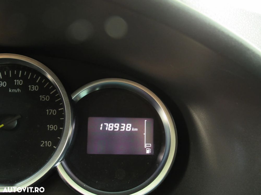 Dacia Logan 0.9 TCe Prestige - 11