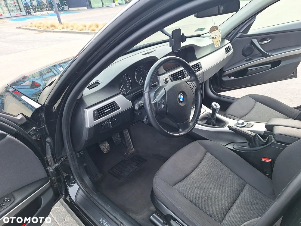BMW Seria 3 - 14
