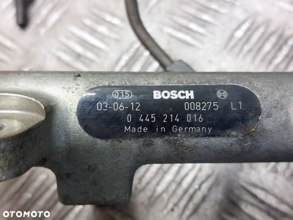 POMPA WTRYSKOWA WTRYSKIWACZE KOMPLET LANCIA LYBRA I 1.9 JTD 0445110119 - 4