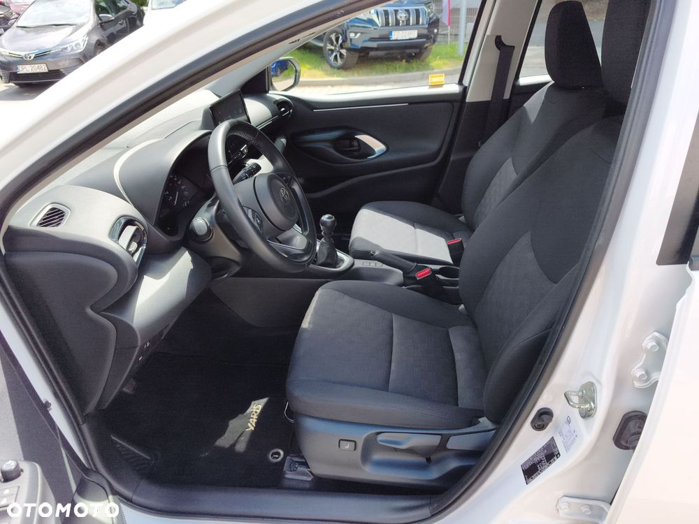 Toyota Yaris 1.5 Comfort - 16