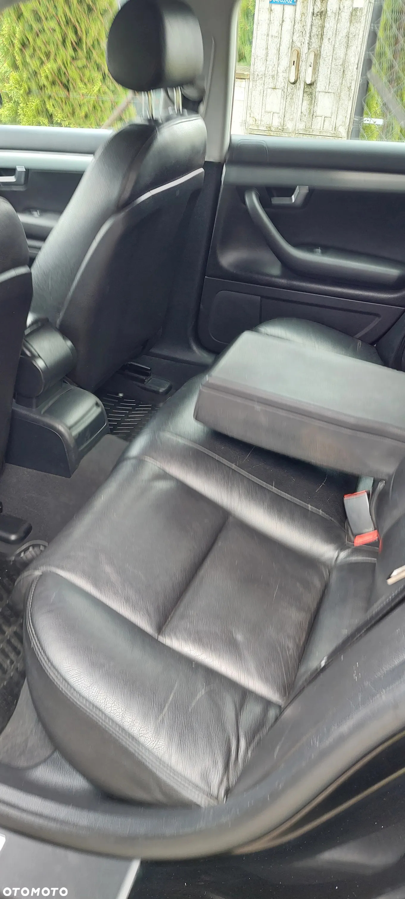 Audi A4 Avant 2.0 TDI - 14