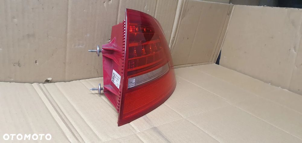 Lampa prawy tył tylna prawa LED Audi A8 D3 4E0945096H - 3