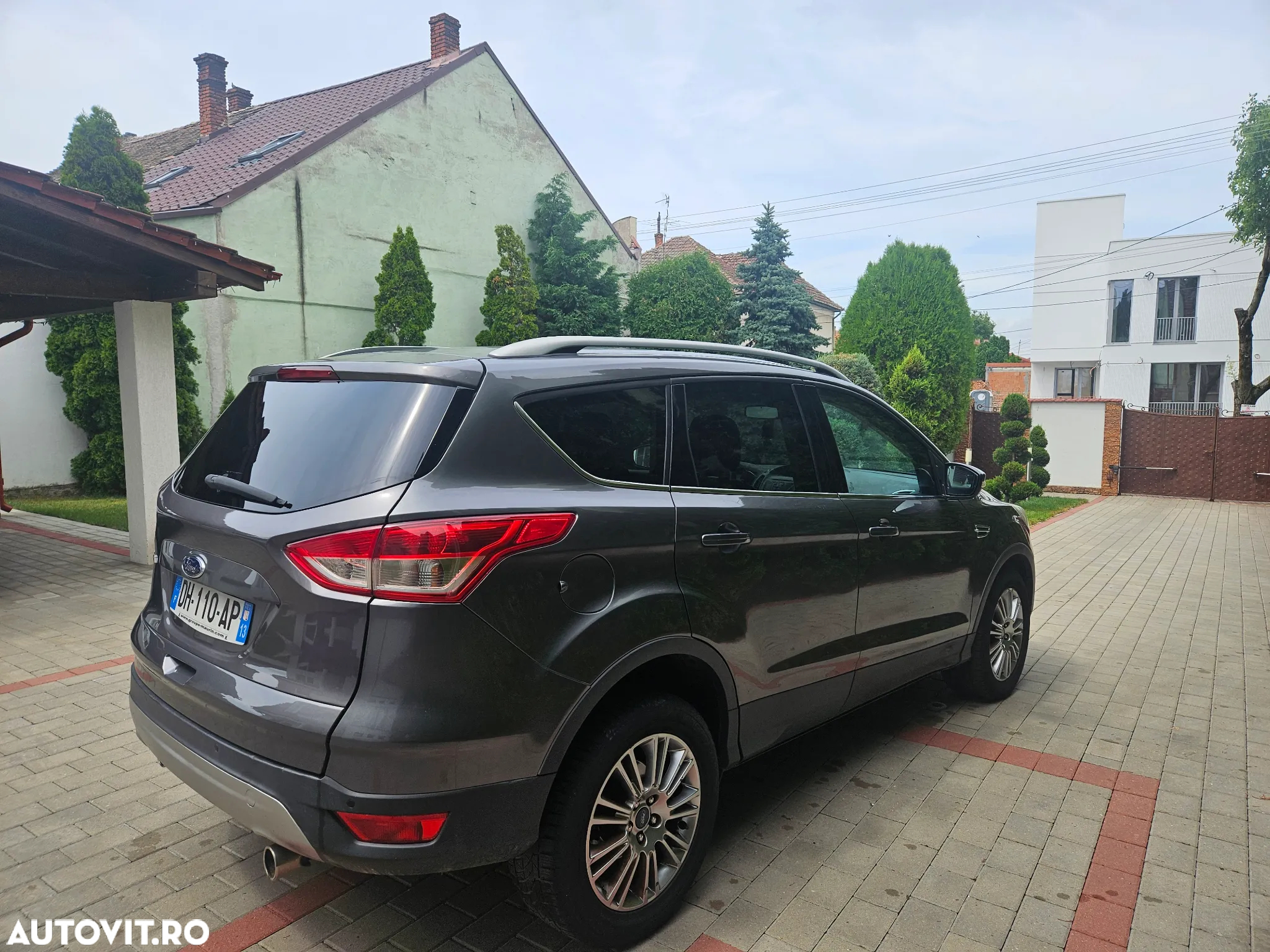 Ford Kuga 2.0 TDCi Powershift 4WD Trend - 6
