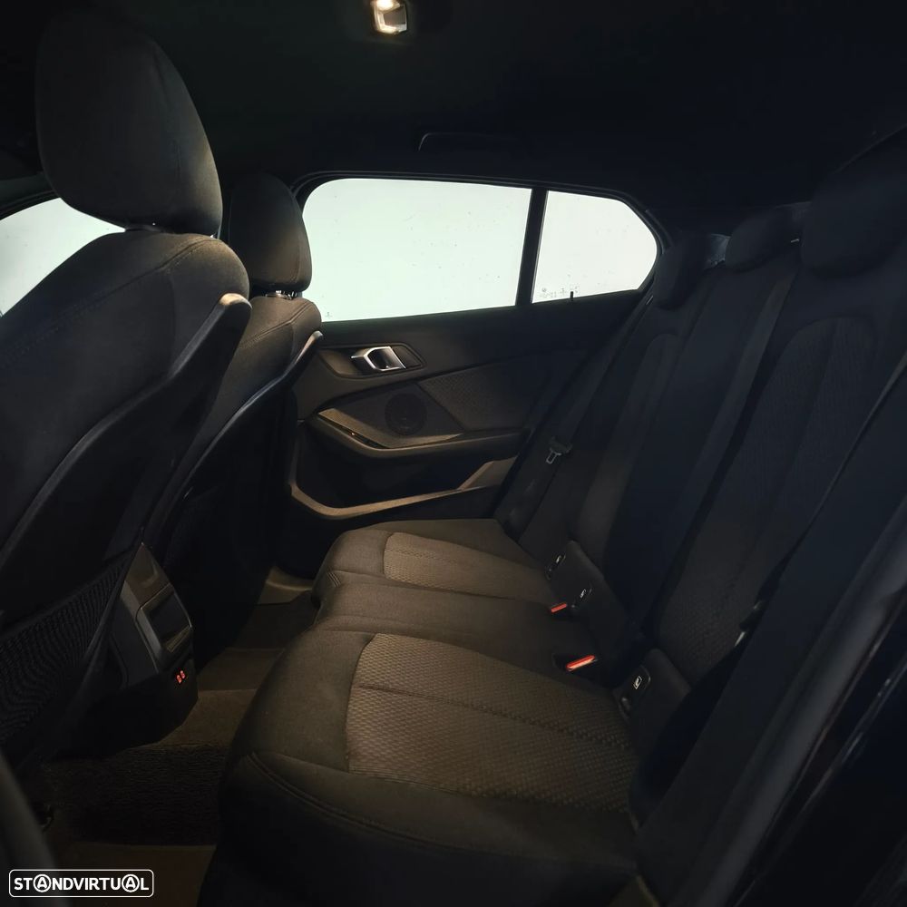 BMW 116 d Auto - 13