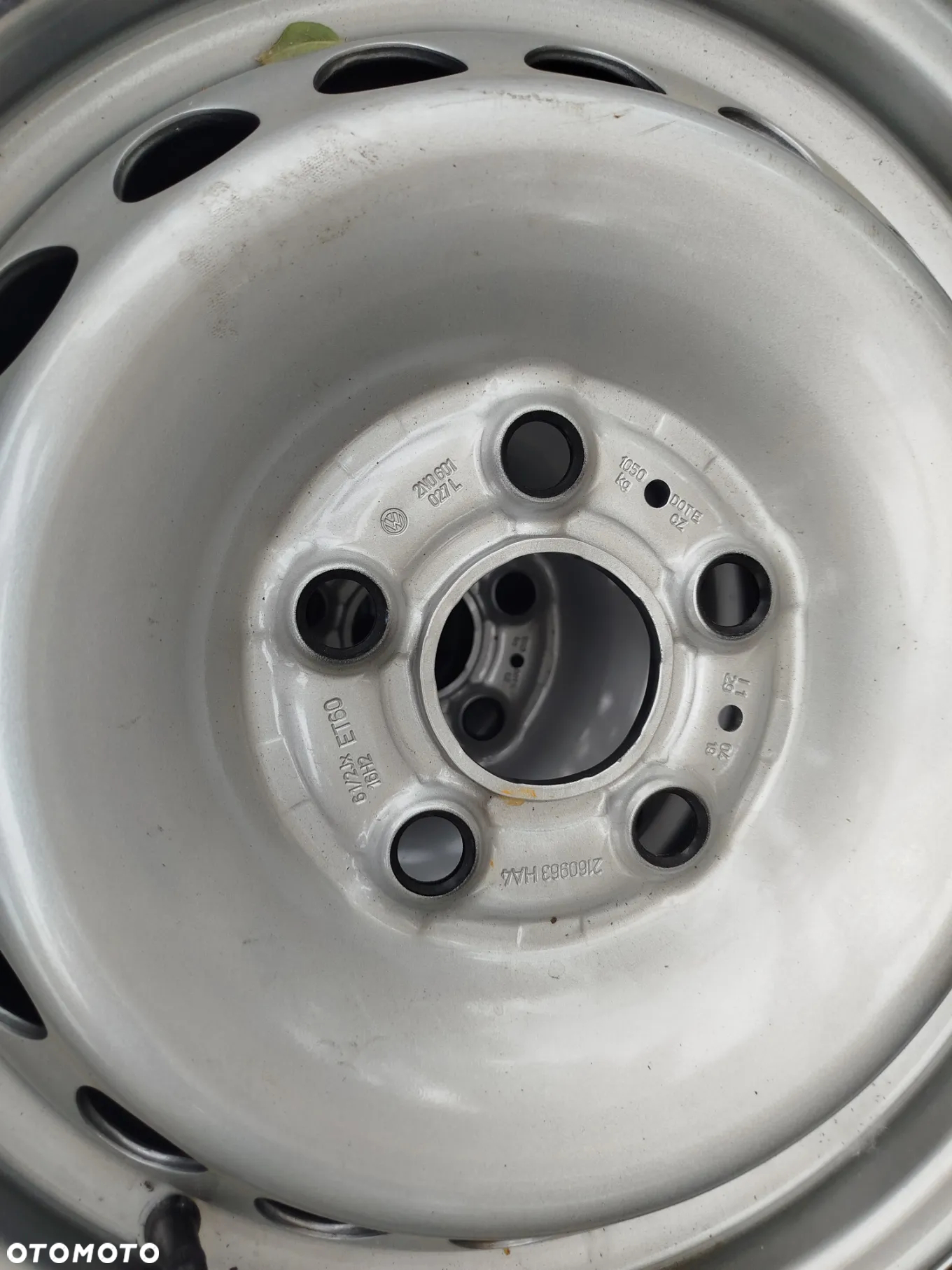 Koła Man TGE Crafter 5x120 6,5x16 ET60 Oryginał Michelin 235/65R16C 115/113R z Nowego craftera, Sruby kołpaki - 5
