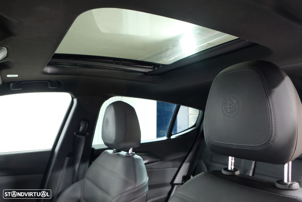 Alfa Romeo Tonale 1.3 Plug-In Hybrid Sprint e-AWD - 22