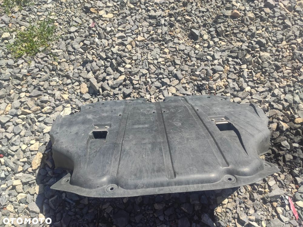 CC Płyta Osłona Pod Silnik Mercedes S-Klasa W221 2215242330 - 2