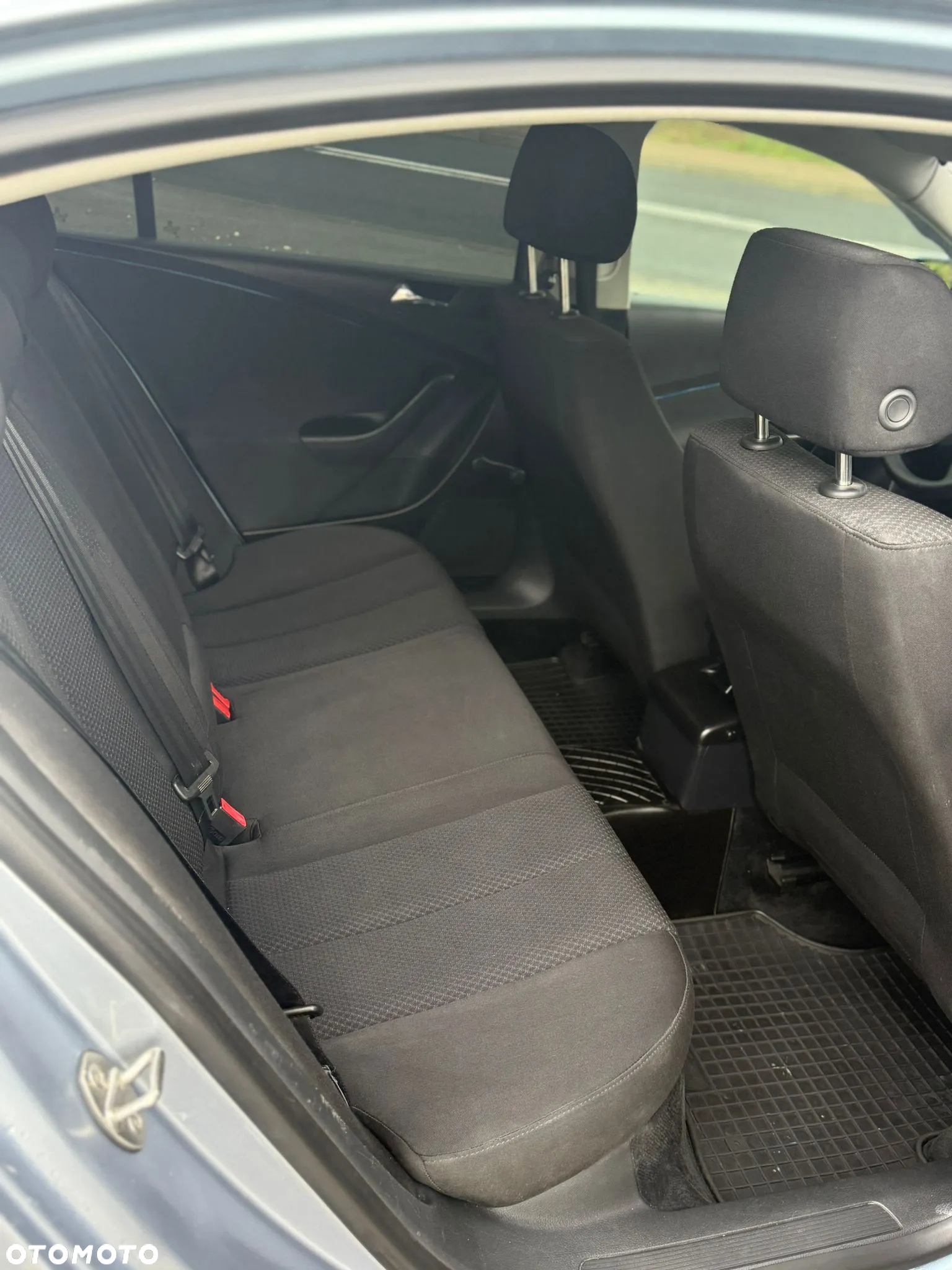 Volkswagen Passat 1.6 Comfortline - 10