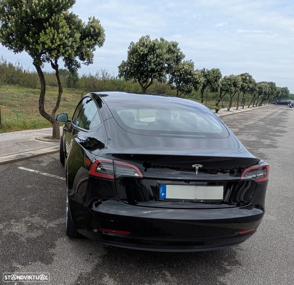 Tesla Model 3 Standard Range Plus RWD - 4