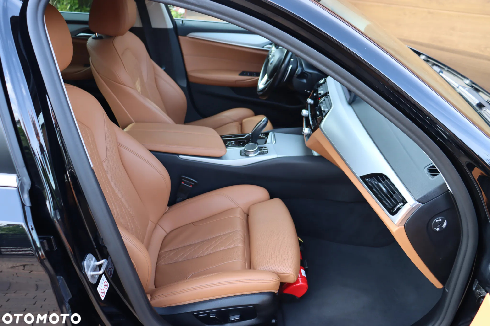 BMW Seria 5 518d Luxury Line sport - 11