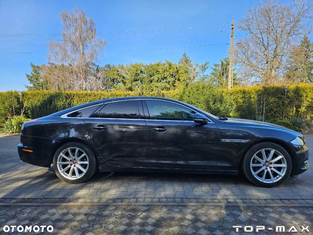 Jaguar XJ - 7