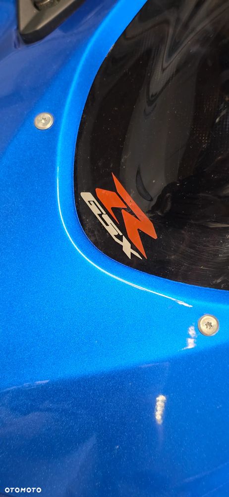 Suzuki GSX-R - 6