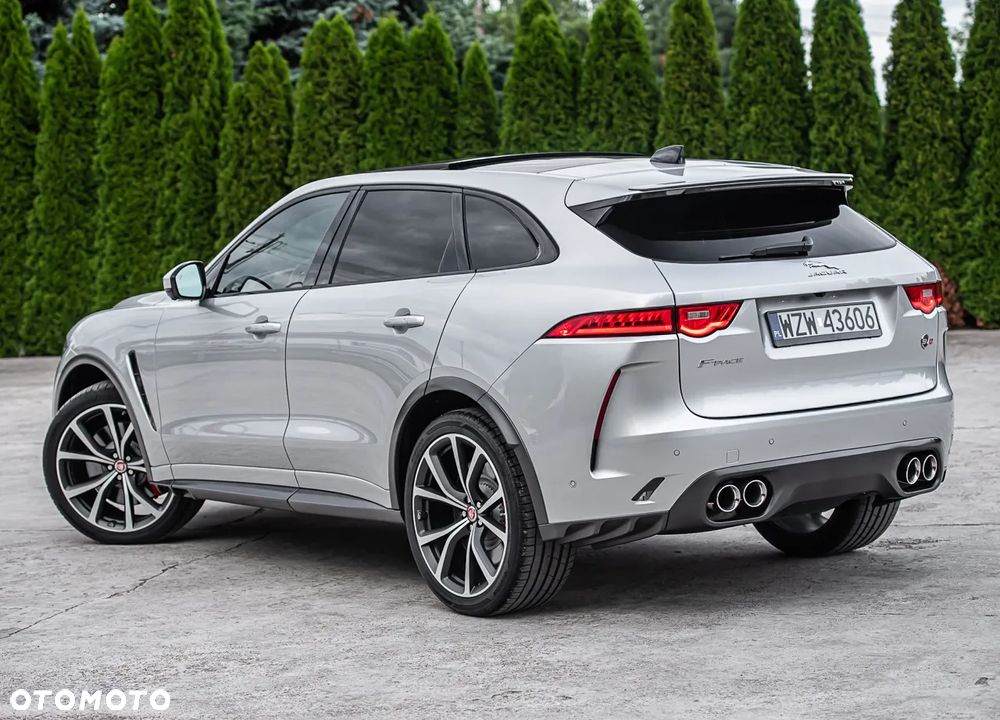 Jaguar F-Pace 5.0 V8 P550 AWD SVR - 9