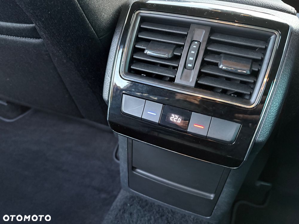 Skoda Superb 2.0 TDI Style DSG - 16