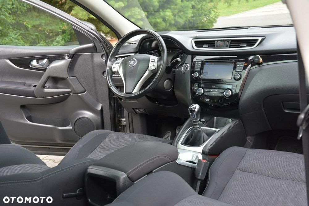 Nissan Qashqai 1.6 DIG-T 360 - 19