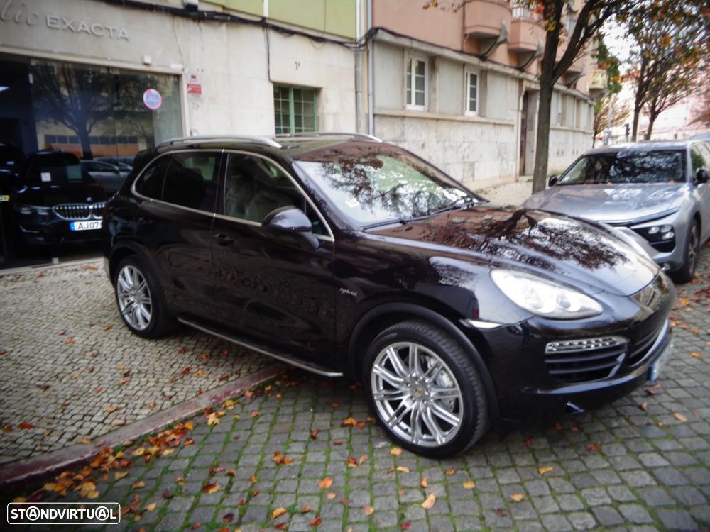 Porsche Cayenne S - 12