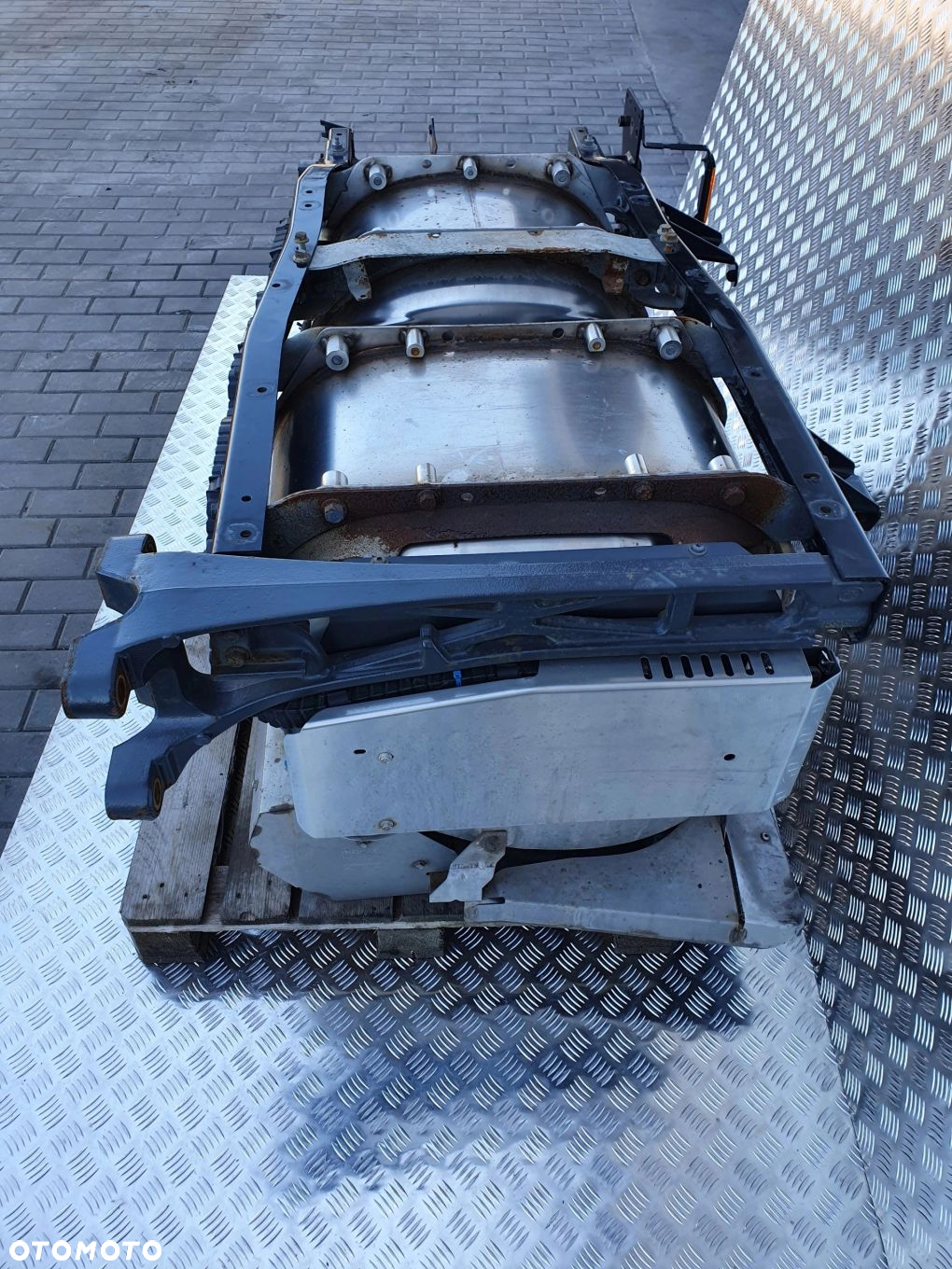KATALIZATOR DPF WÓZEK XF 106 EURO 6 - 4