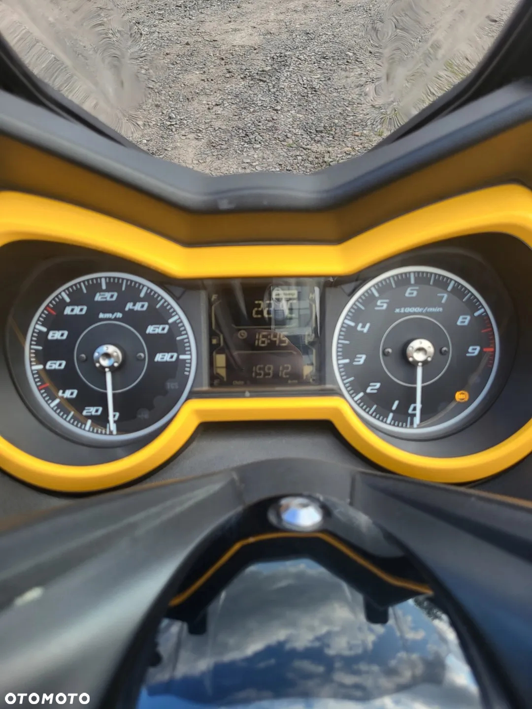 Yamaha X-max - 6
