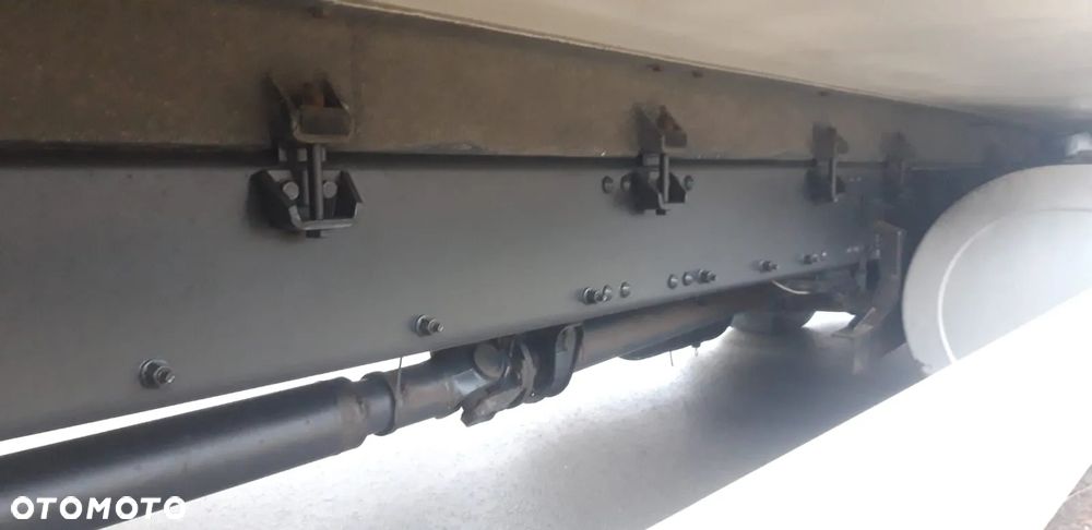 Volvo FM 380 Euro5 Super Stan tylko 620tyś km kabina sypialna ogrzewany kontener - 9