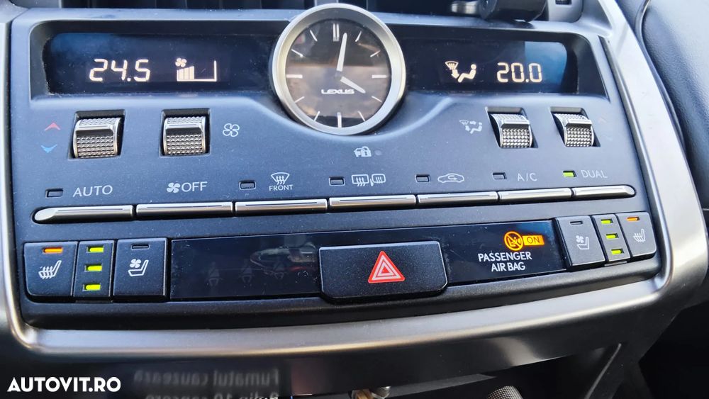 Lexus Seria NX 300h AWD Luxury - 17