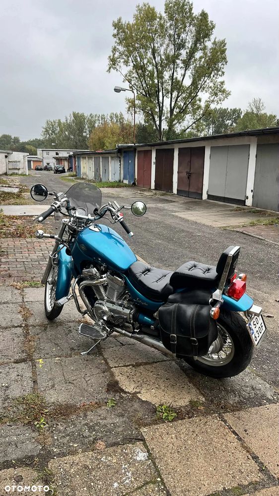 Suzuki Intruder - 16