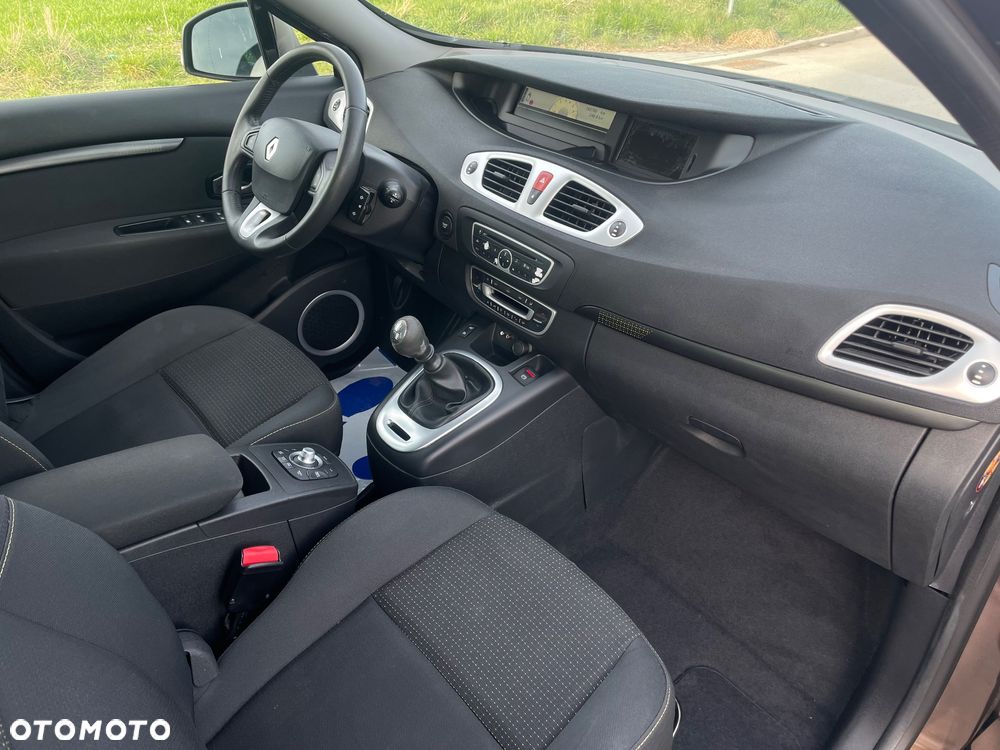 Renault Grand Scenic Gr 1.4 16V TCE Privilege - 16