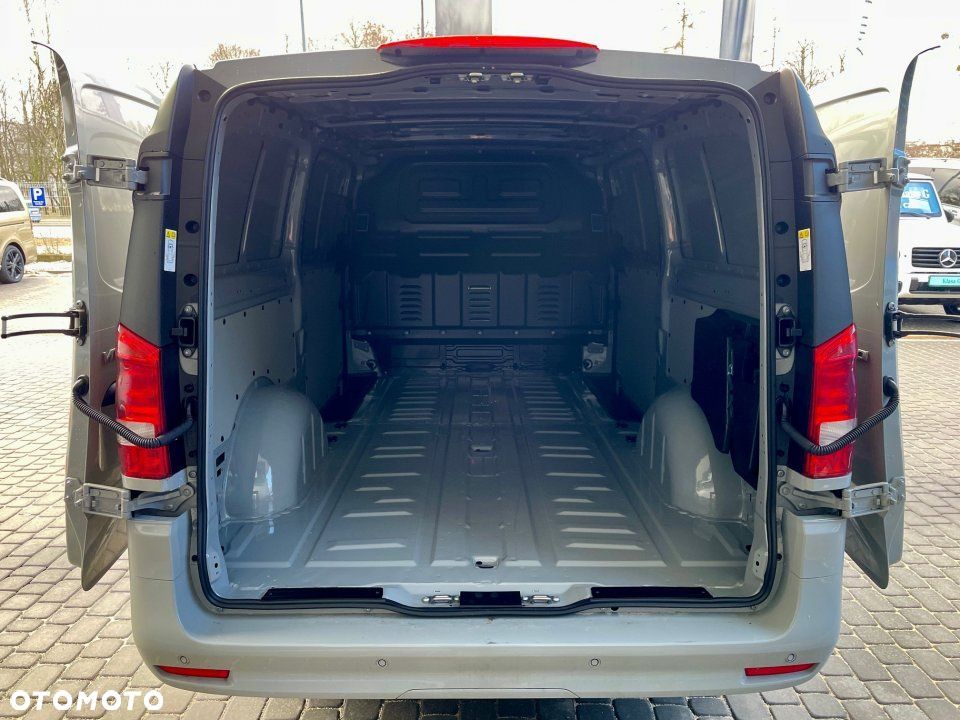 Mercedes-Benz Vito - 10