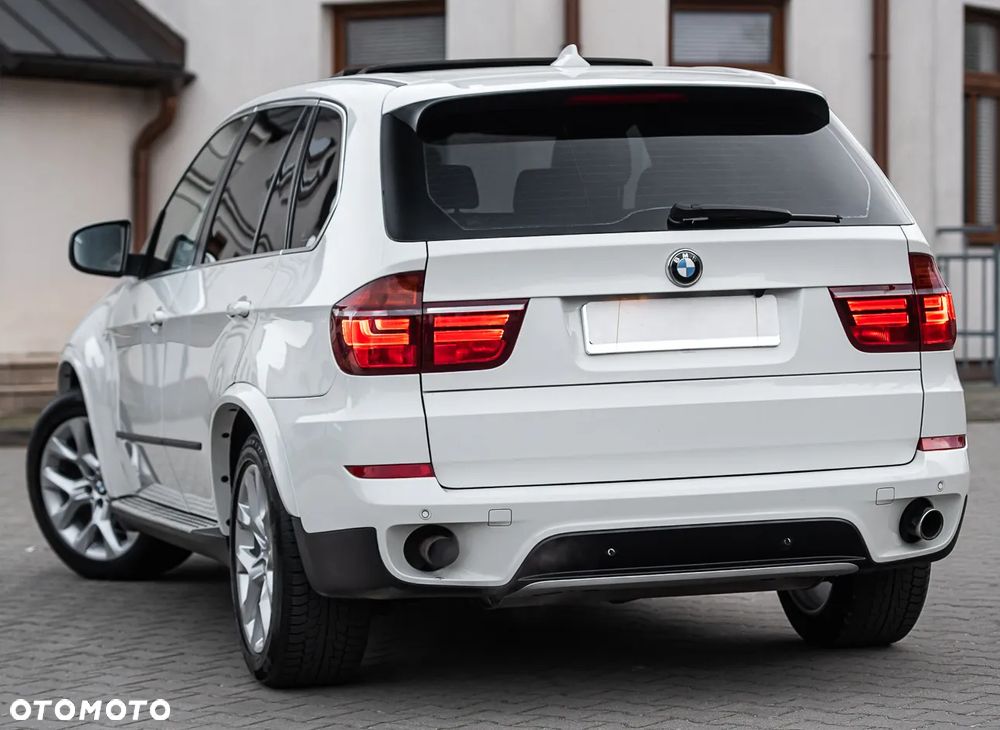 BMW X5 xDrive35i Edition Exclusive - 8