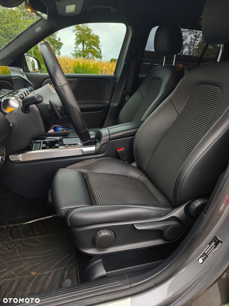 Mercedes-Benz GLB 220 d 4-Matic Progressive 8G-DCT - 15