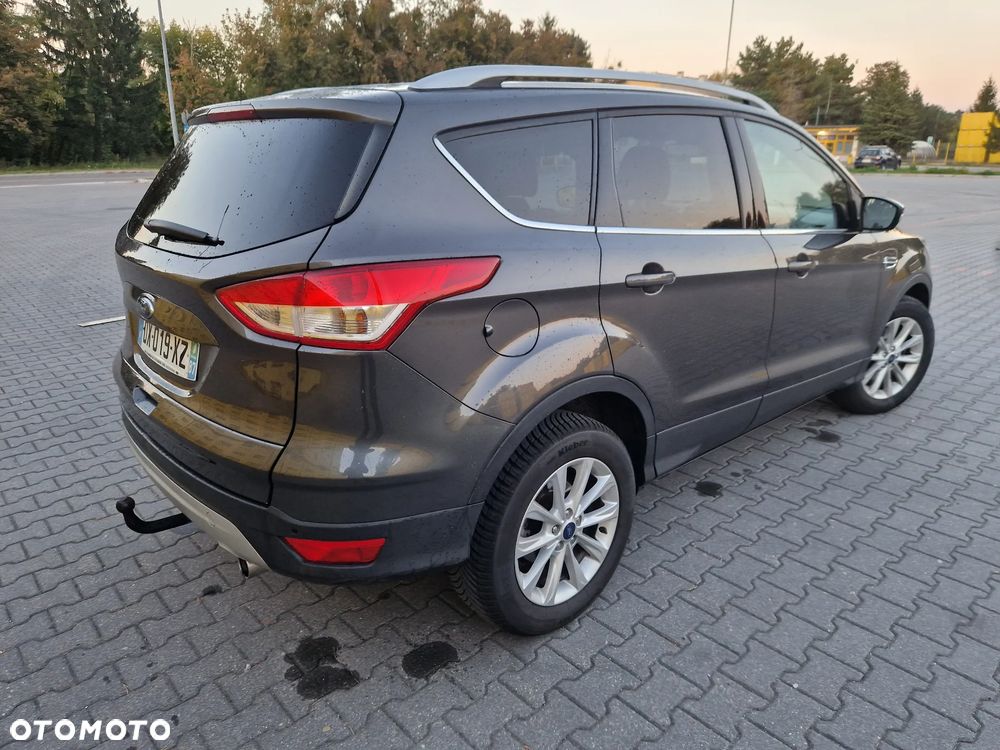 Ford Kuga 2.0 TDCi 2x4 Titanium - 7