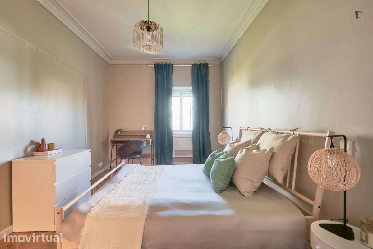 Quarto - localizado em Lisbon - Grande imagem: 5/45